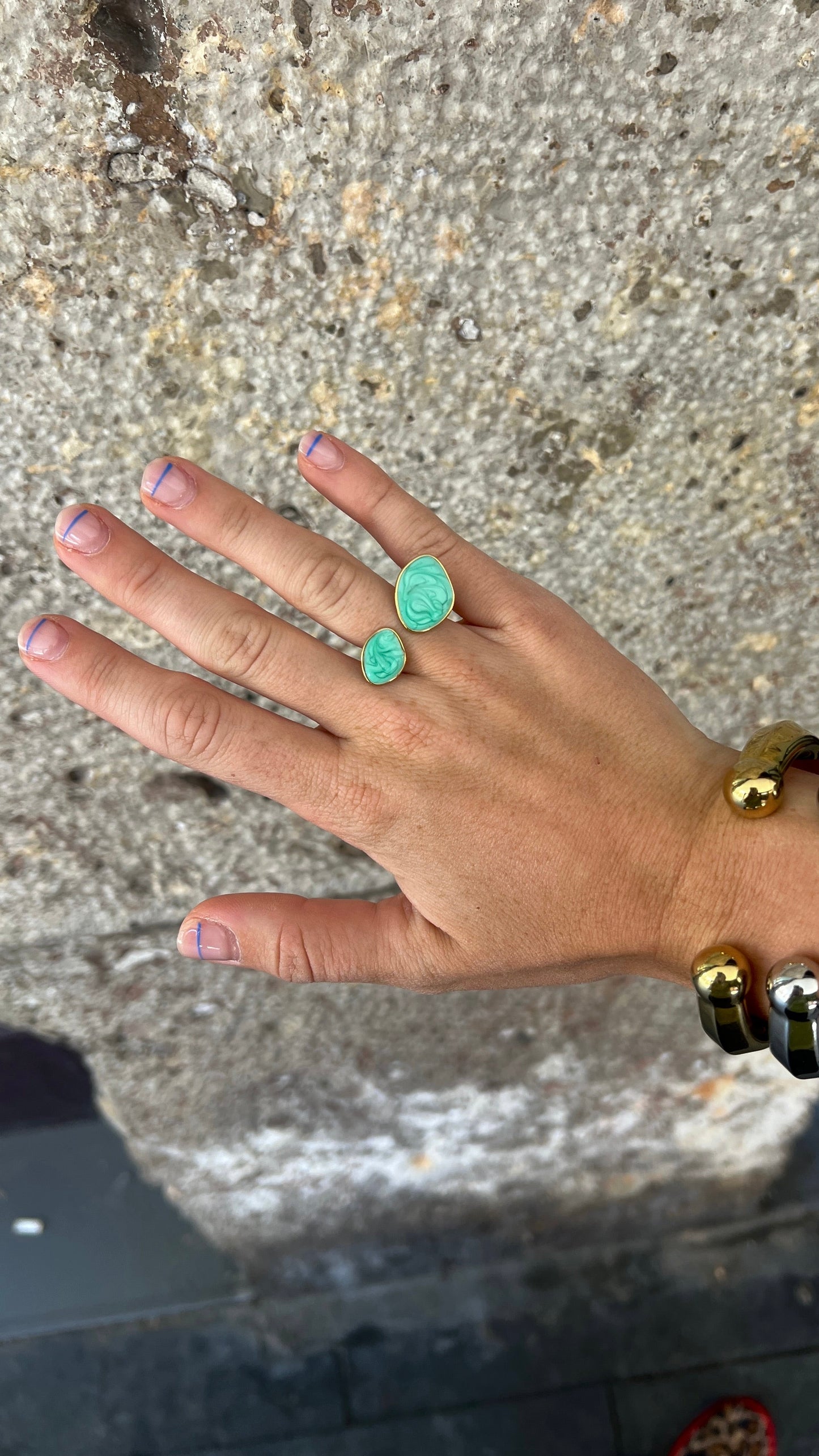 Anillo two