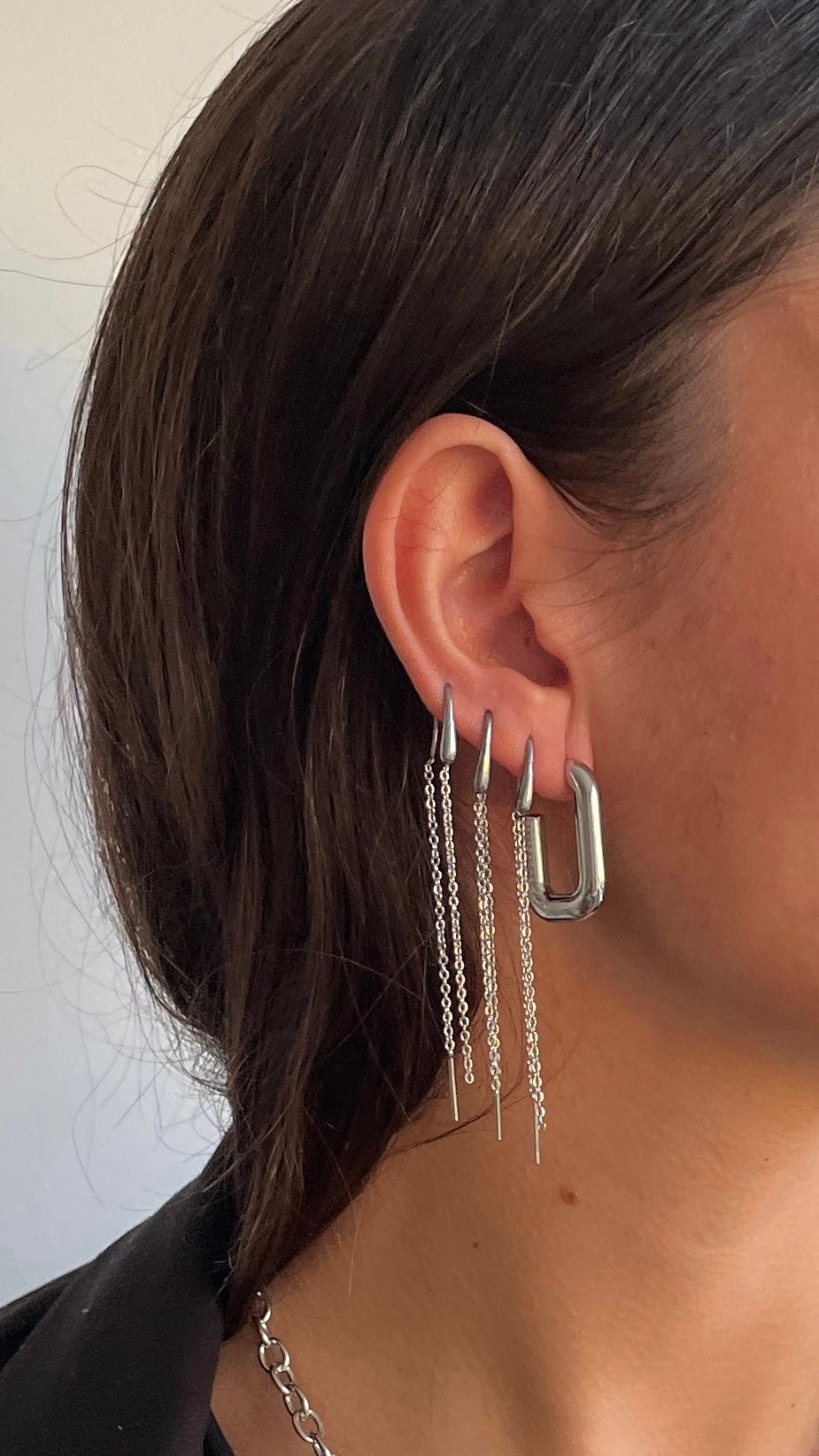 Pendientes Leo