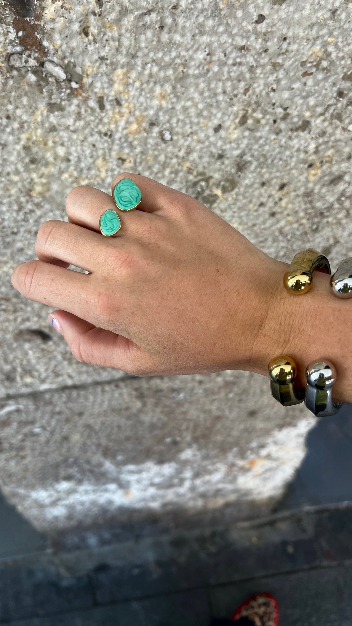 Anillo two