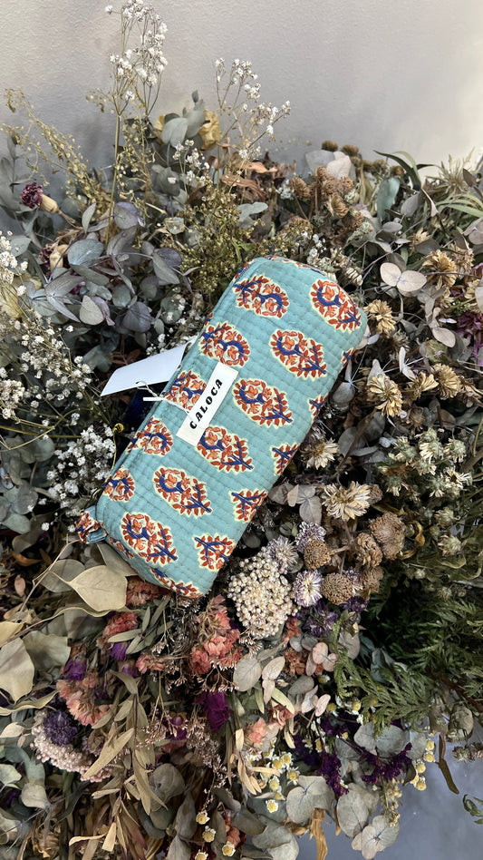 Estuche XVII
