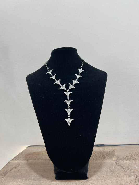 Collar Triangle