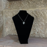 Collar Triple Cruz