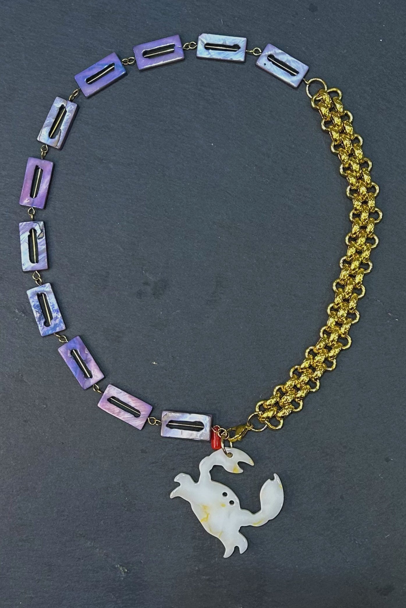 Collares grandes