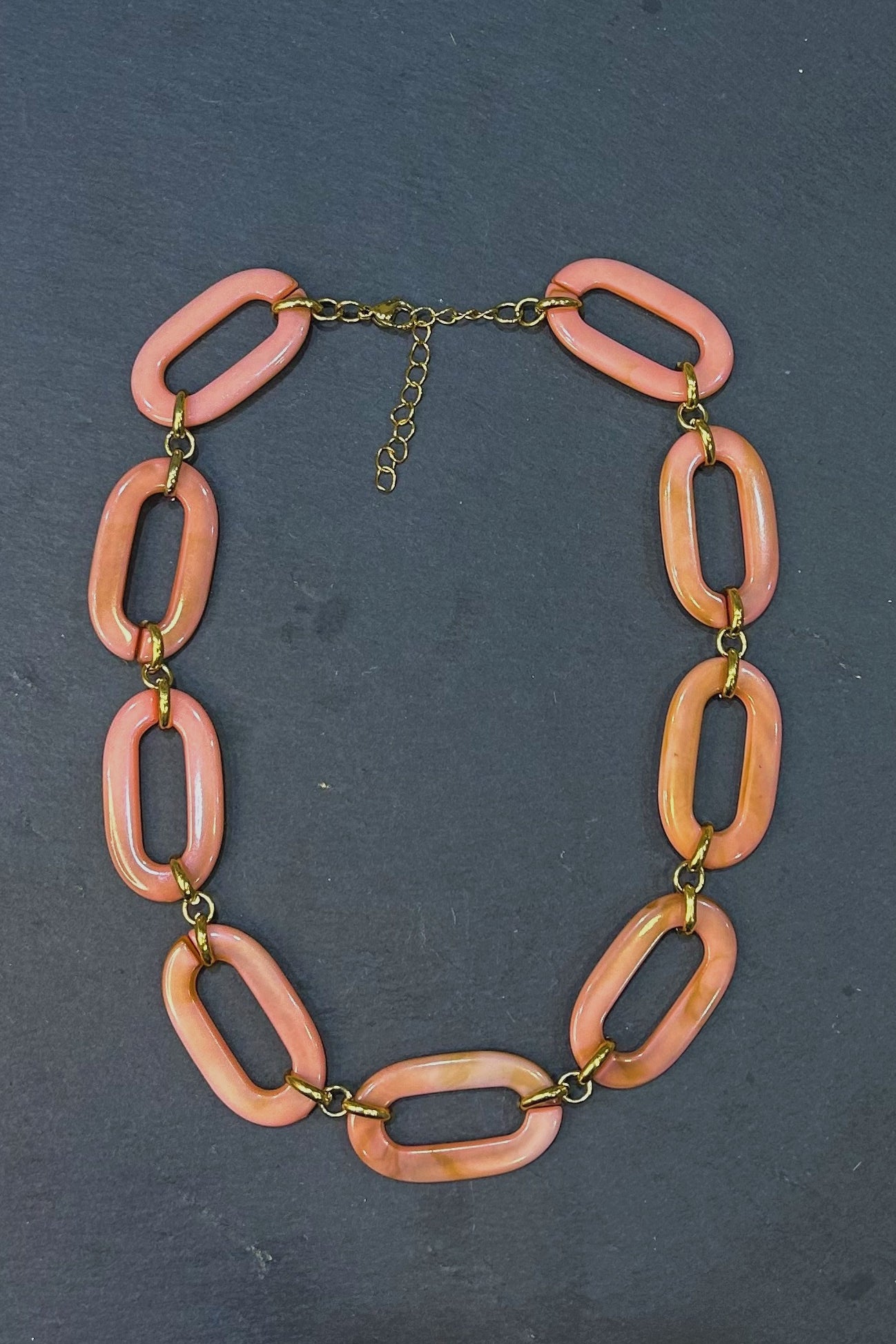 Collares grandes