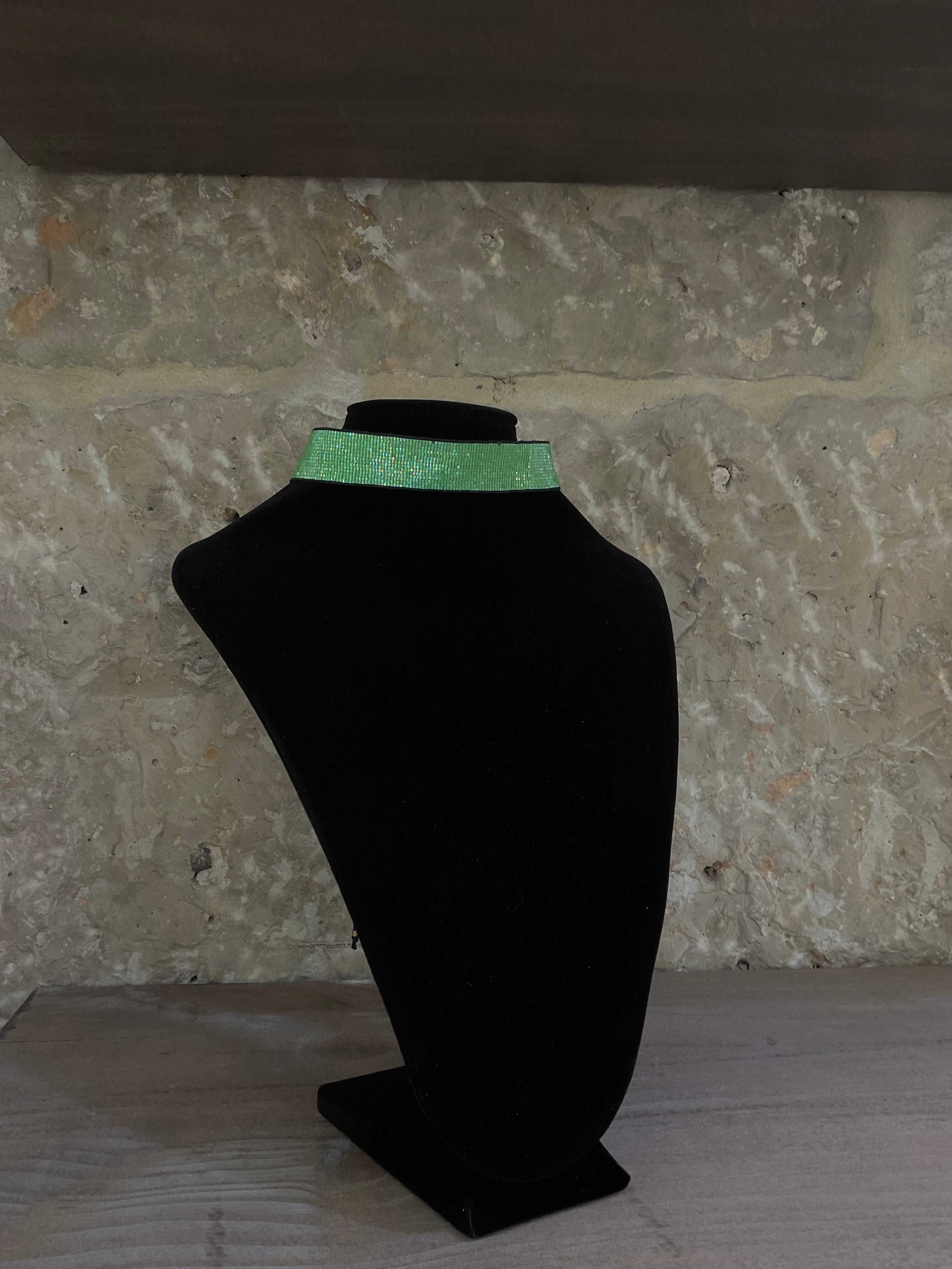 Choker Carola