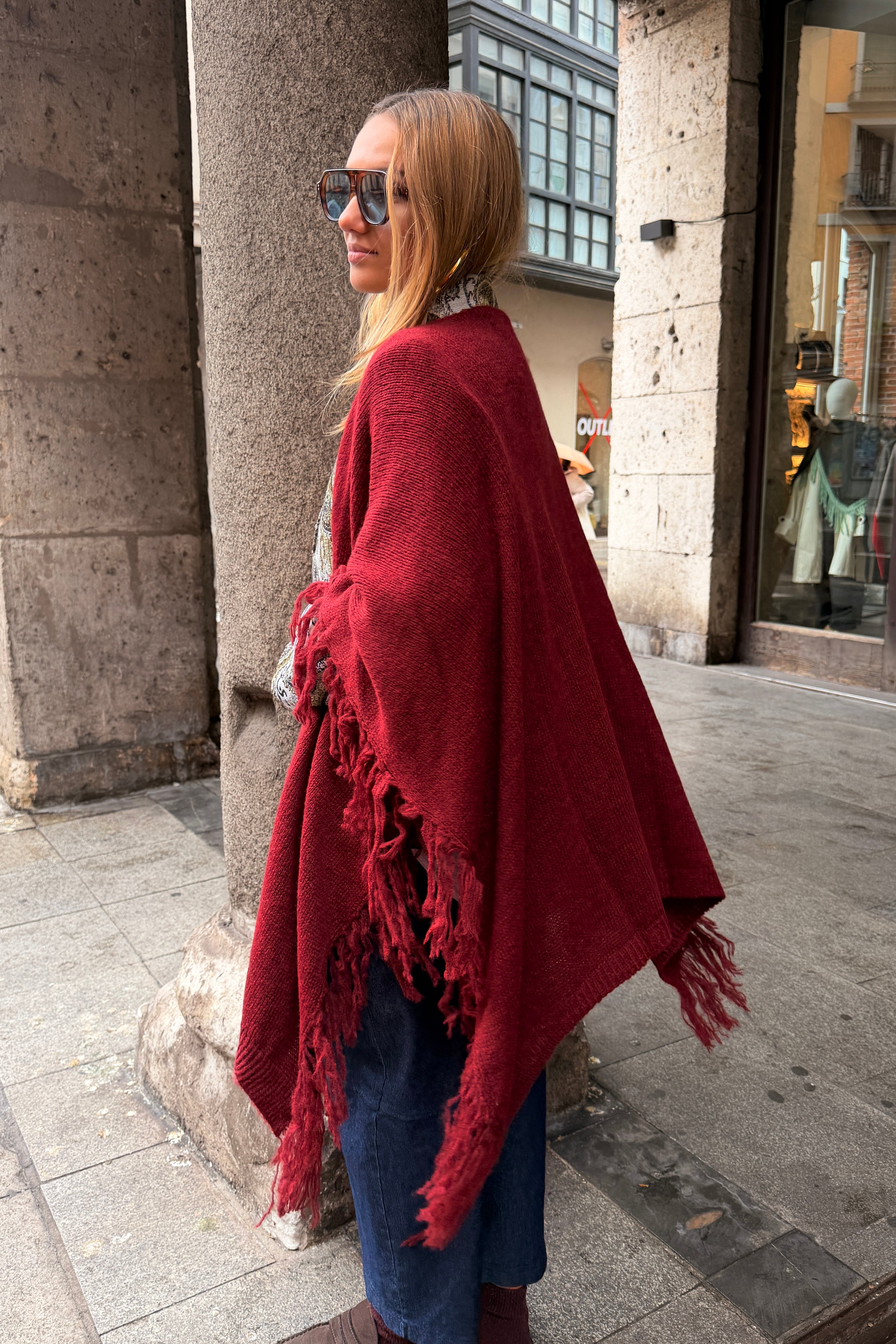 Poncho Suiza